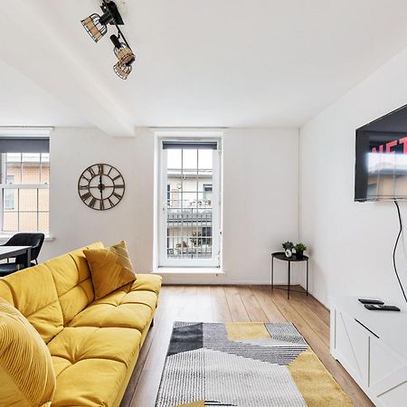 Sleek Shoreditch Hideout - 2 Bed Gem With Balcony In Central Лондон Екстер'єр фото